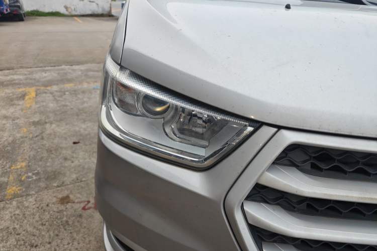 Used JAC Refine M4 2018 2.0L Manual Express Version Right Front Headlight