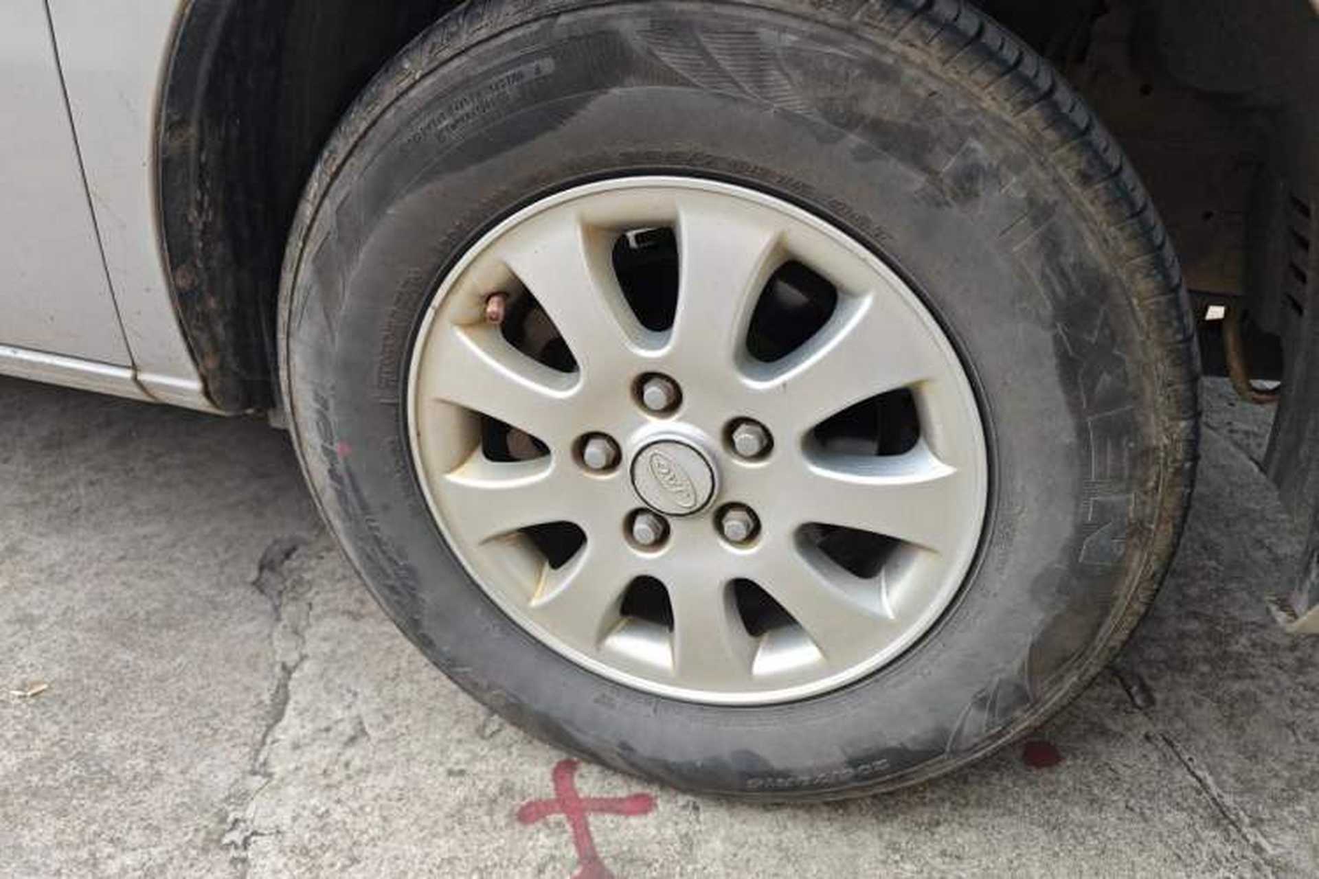 Used JAC Refine M4 2018 2.0L Manual Express Version Right Front Wheel Hub