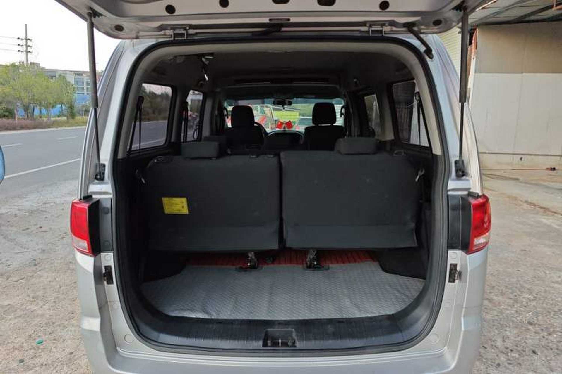 Used JAC Refine M4 2018 2.0L Manual Express Version Trunk