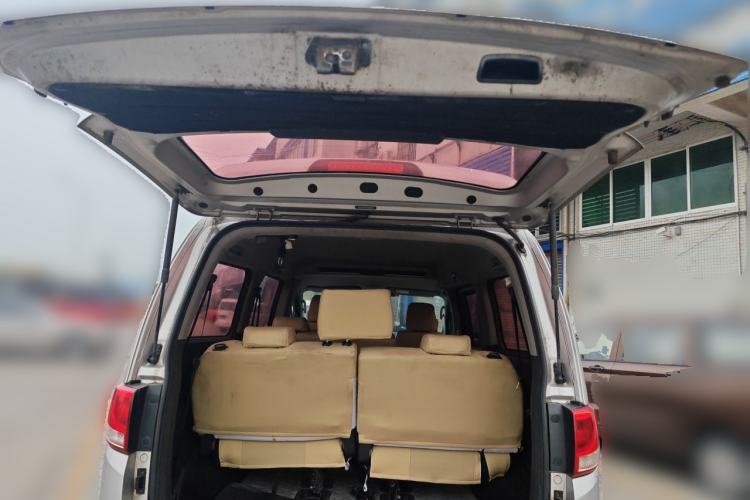 Used JAC Refine M4 2018 2.0L Manual Express Version Trunk