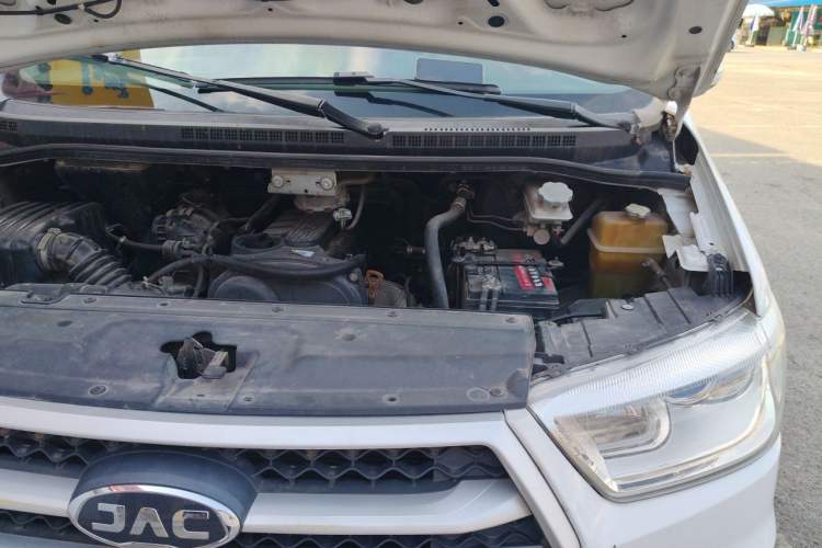 Used JAC Refine M4 2018 2.0L Manual Express Version Engine Bay Left