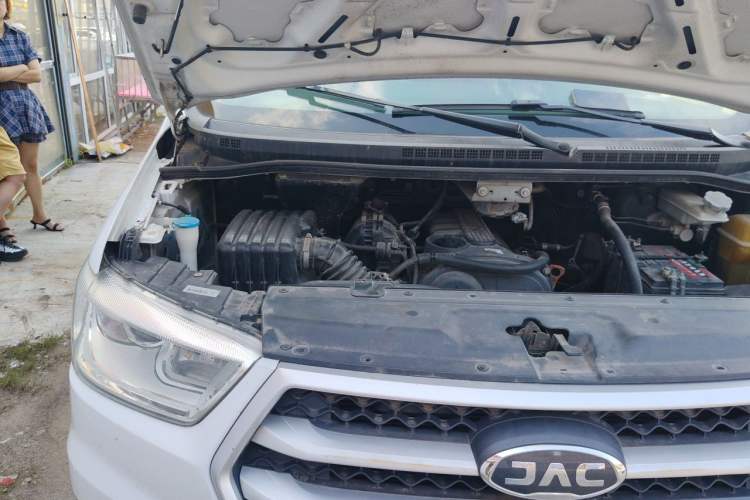 Used JAC Refine M4 2018 2.0L Manual Express Version Engine Bay Right