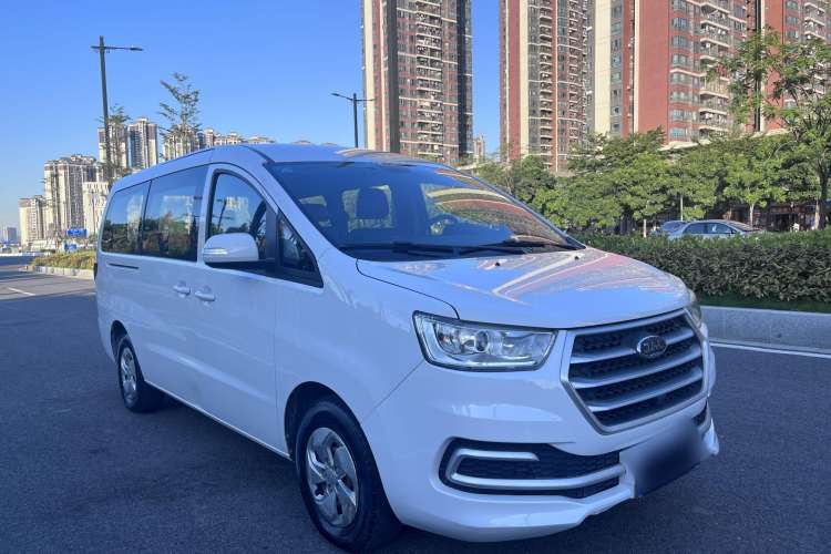 Used JAC Refine M4 2018 2.0L Manual Express Version Front Right 45 Deg