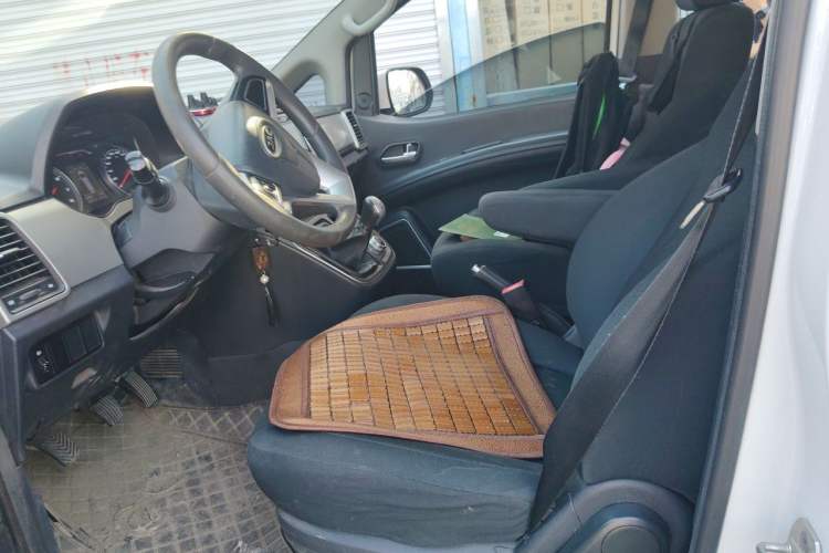 Used JAC Refine M4 2018 2.0L Manual Express Version Left Front Seat