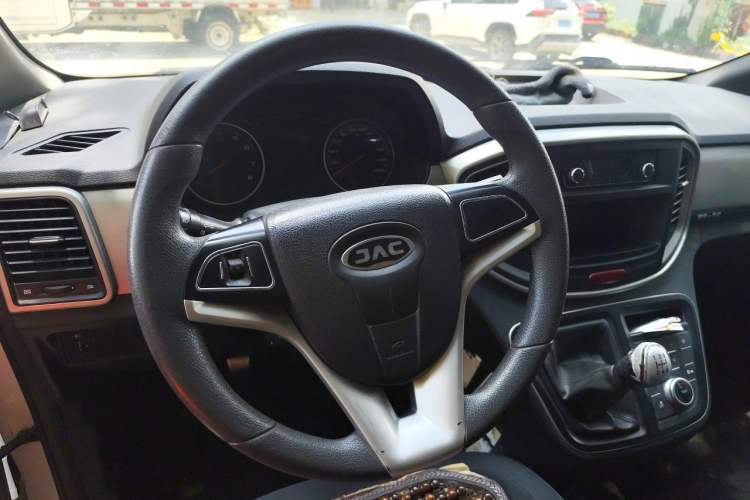 Used JAC Refine M4 2018 2.0L Manual Express Version Steering Wheel
