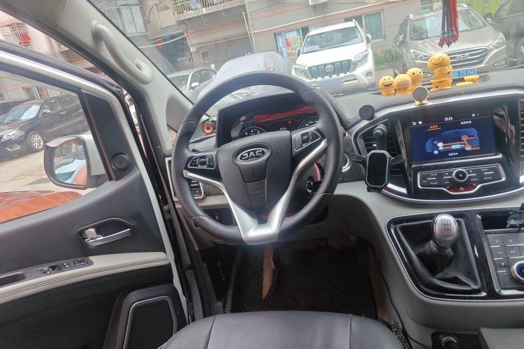 Used JAC Refine M4 2018 1.5T Manual Hybrid Luxury Version Steering Wheel