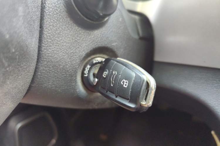 Used JAC Refine M4 2018 2.0L Manual Express Version Vehicle Key