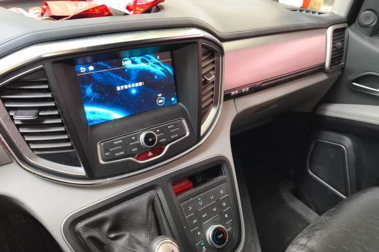Used JAC Refine M4 2019 Joyful Series 2.0L Manual Business Model China VI Audio And AC Panel