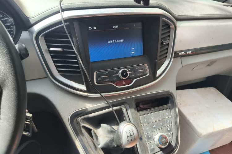 Used JAC Refine M4 2019 Business Series 2.0L Manual - China VI Standard Audio And AC Panel