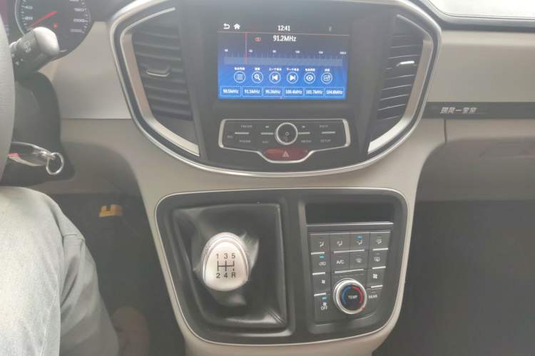 Used JAC Refine M4 2019 Business Series 2.0L Manual - China VI Standard Audio And AC Panel