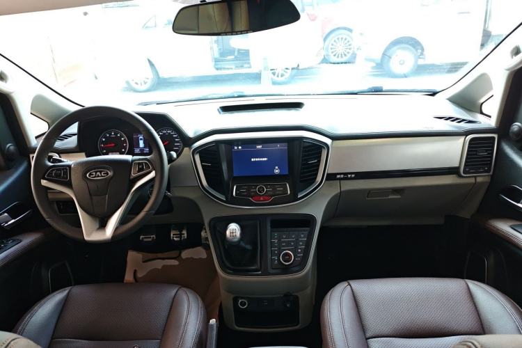 Used JAC Refine M4 2019 Business Series 2.0L Manual - China VI Standard Center Console