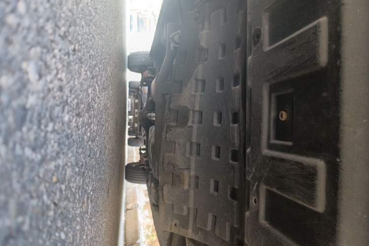 Used JAC Refine M4 2019 Business & Travel Series 1.9T Diesel Manual Comfort Model Chassis Front