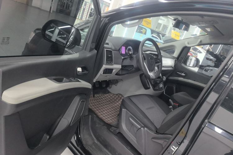 Used JAC Refine M4 2019 Business Series 2.0L Manual - China VI Standard Driver Seat