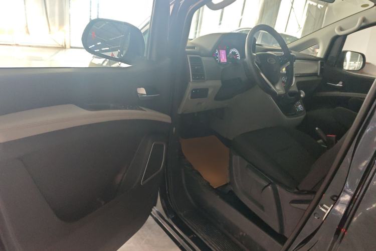 Used JAC Refine M4 2019 Business Series 2.0L Manual - China VI Standard Driver Seat