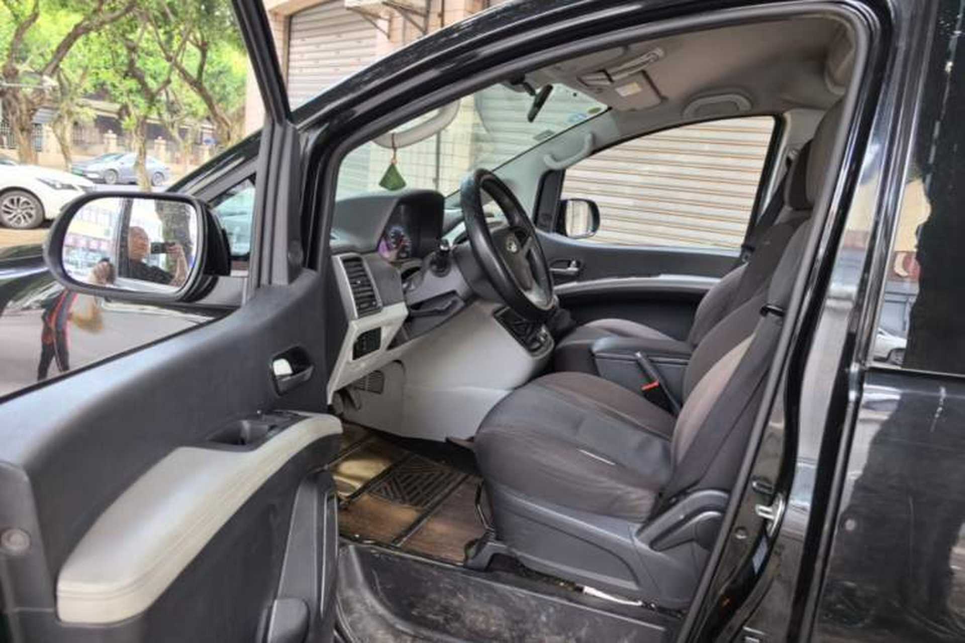 Used JAC Refine M4 2019 Business & Travel Series 2.0L Manual Comfort Model China VI Driver Seat