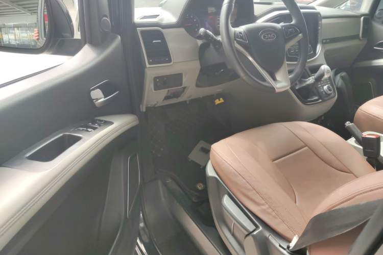 Used JAC Refine M4 2019 Business Series 2.0L Manual - China VI Standard Driver Seat