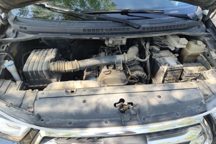 Used JAC Refine M4 2019 Business Series 2.0L Manual - China VI Standard Engine Bay