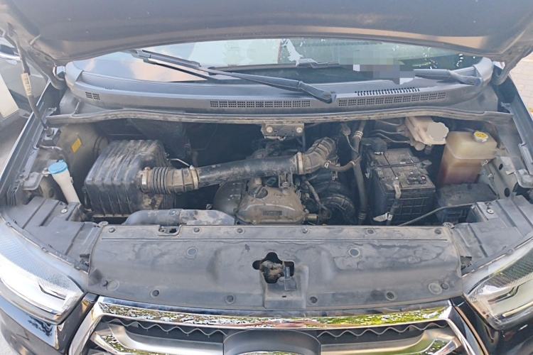 Used JAC Refine M4 2019 Business Series 2.0L Manual - China VI Standard Engine Bay