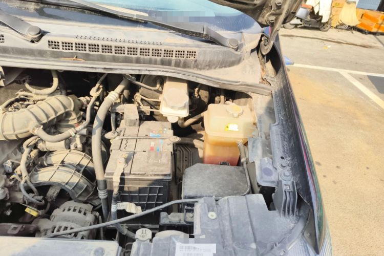Used JAC Refine M4 2019 Business Series 2.0L Manual - China VI Standard Engine Bay Left