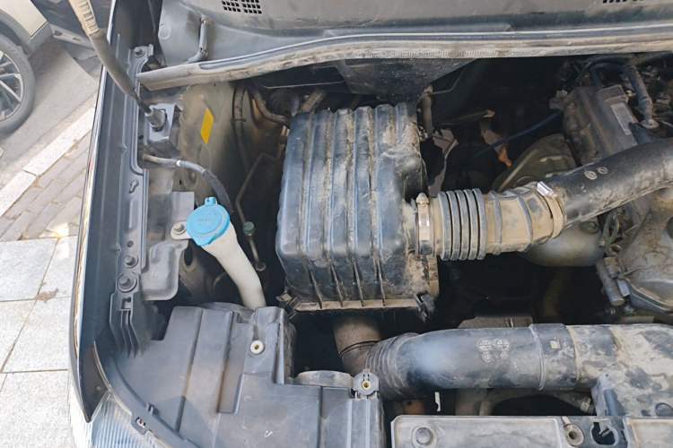 Used JAC Refine M4 2019 Business Series 2.0L Manual - China VI Standard Engine Bay Right