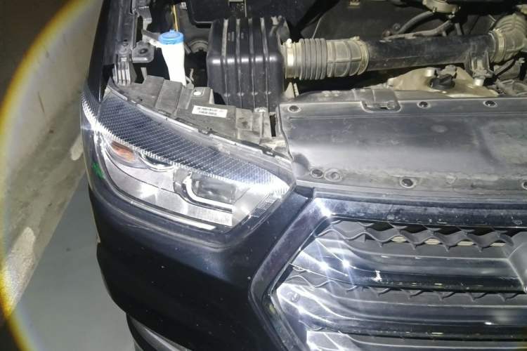 Used JAC Refine M4 2019 Business Series 2.0L Manual - China VI Standard Engine Bay Right