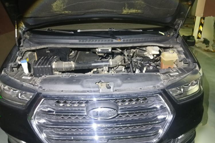 Used JAC Refine M4 2019 Business Series 2.0L Manual - China VI Standard Engine Bay