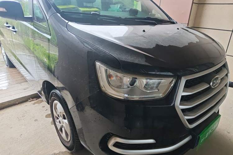 Used JAC Refine M4 2019 Business & Travel Series 2.0L Manual Speed Edition China VI Standard Exterior 6