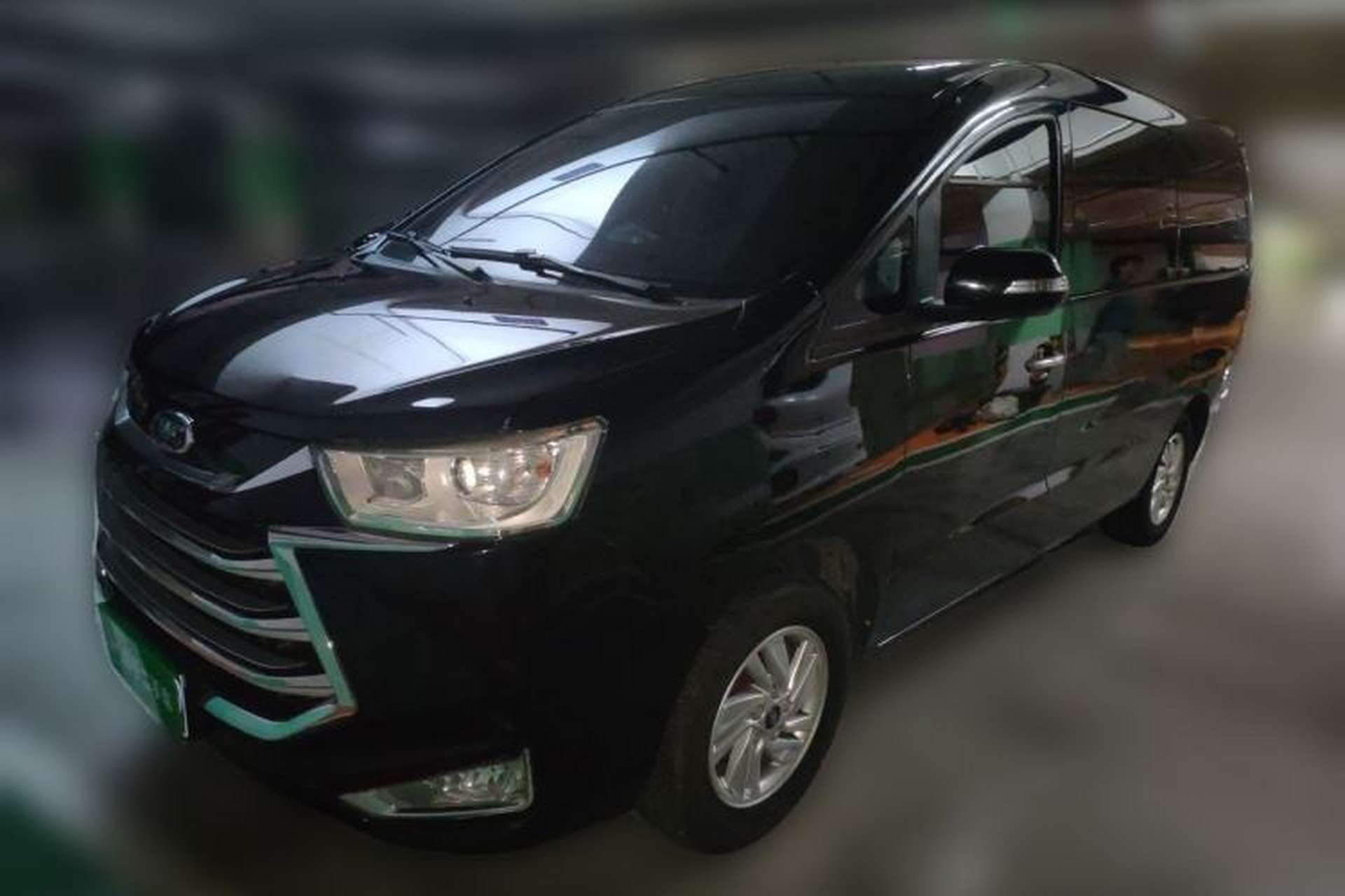 Used JAC Refine M4 2019 Business & Travel Series 2.0L Manual Comfort Model China V Standard Front Left 45 Deg