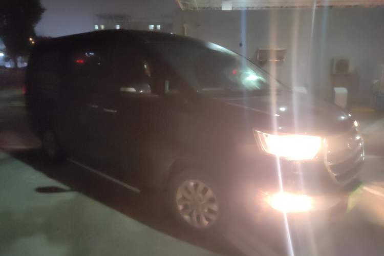 Used JAC Refine M4 2019 Business & Travel Series 2.0L Manual Comfort Model China VI Front Right 45 Deg