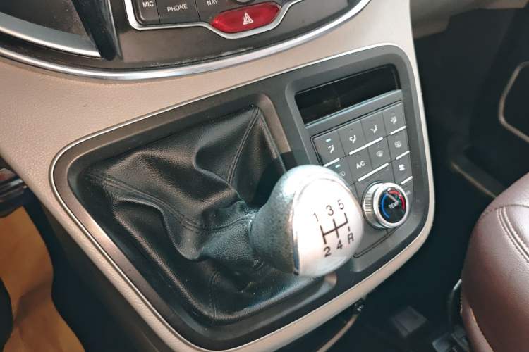 Used JAC Refine M4 2019 Business Series 2.0L Manual - China VI Standard Gear Lever