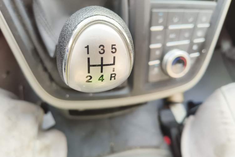 Used JAC Refine M4 2019 Business Series 2.0L Manual - China VI Standard Gear Lever