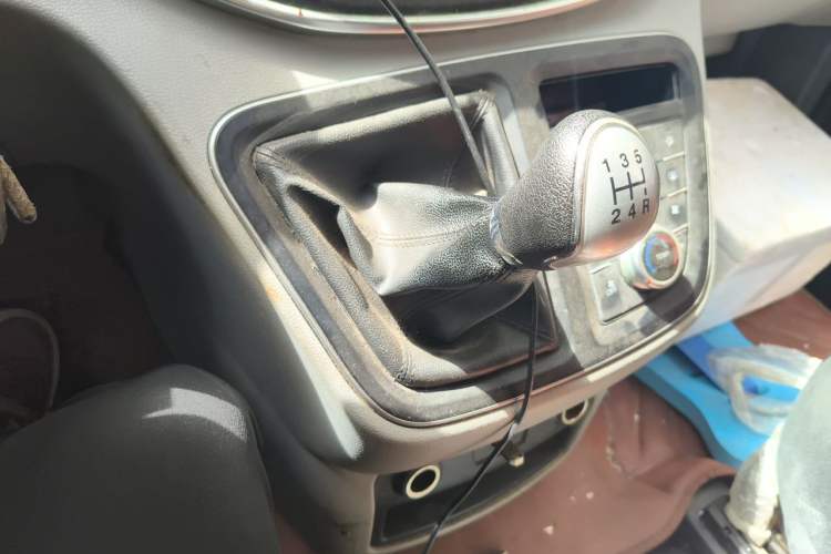 Used JAC Refine M4 2019 Business Series 2.0L Manual - China VI Standard Gear Lever