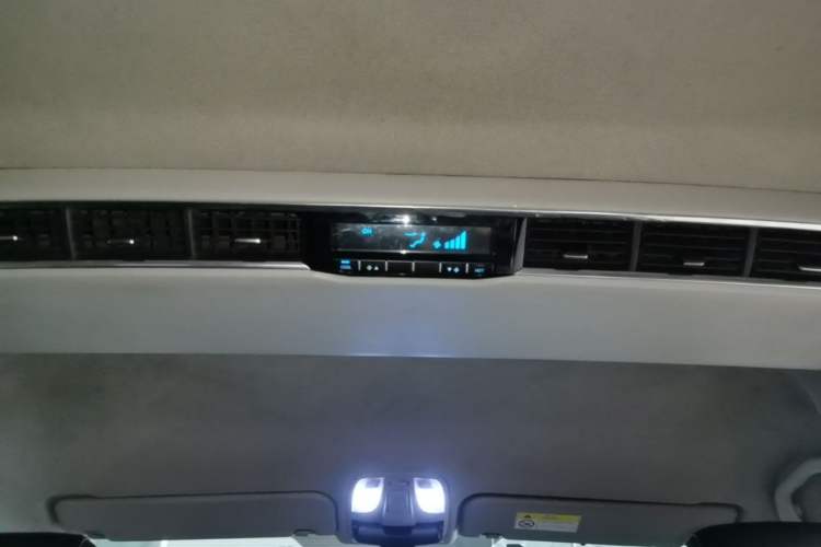 Used JAC Refine M4 2019 Business & Travel Series 2.0L Manual Comfort Model China V Standard Headliner
