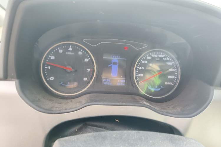 Used JAC Refine M4 2019 Business Series 2.0L Manual - China VI Standard Instrument Cluster