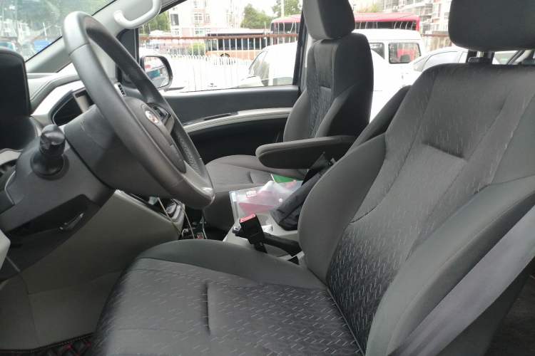 Used JAC Refine M4 2019 Joyful Series 2.0L Manual Comfort Model China VI Standard Left Front Seat