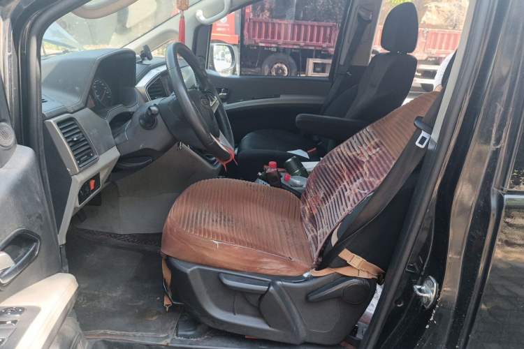 Used JAC Refine M4 2019 Business & Travel Series 1.9T Diesel Manual Comfort Model Left Front Seat