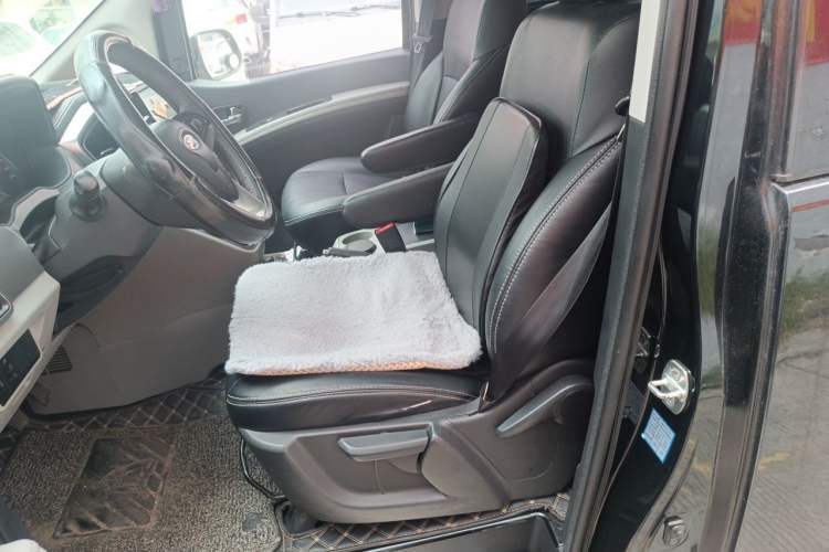 Used JAC Refine M4 2019 Business & Travel Series 1.9T Diesel Manual Comfort Model Left Front Seat