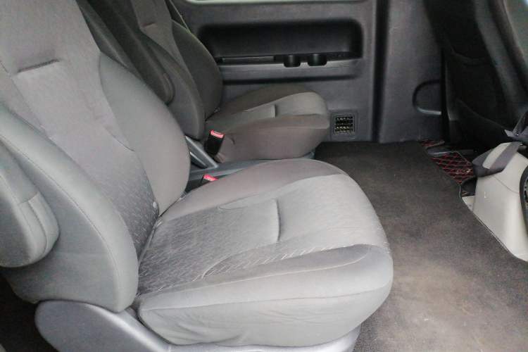 Used JAC Refine M4 2019 Joyful Series 2.0L Manual Comfort Model China VI Standard Left Rear Seat