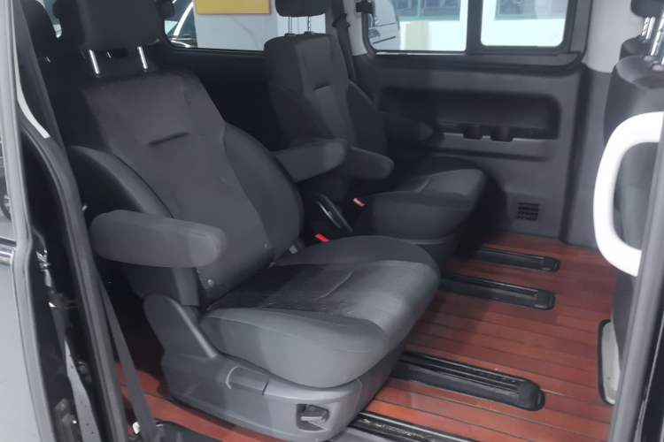 Used JAC Refine M4 2019 Business Series 2.0L Manual - China VI Standard Left Rear Seat