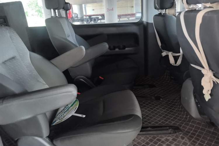 Used JAC Refine M4 2019 Business Series 2.0L Manual - China VI Standard Left Rear Seat