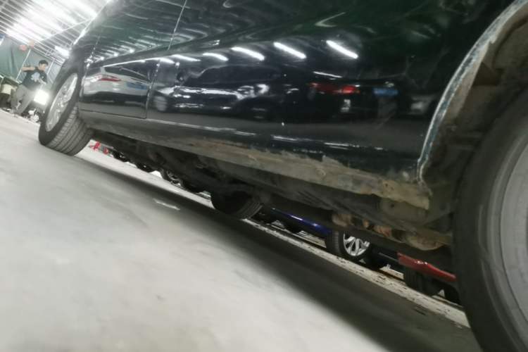 Used JAC Refine M4 2019 Business & Travel Series 2.0L Manual Comfort Model China V Standard Left Side Sill