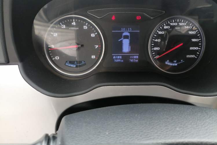 Used JAC Refine M4 2019 Joyful Series 2.0L Manual Comfort Model China VI Standard Odometer Close Up