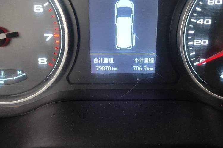 Used JAC Refine M4 2019 Business & Travel Series 2.0L Manual Comfort Model China VI Odometer Close Up