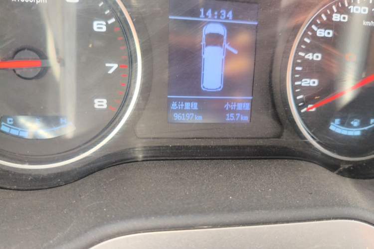 Used JAC Refine M4 2019 Business Series 2.0L Manual - China VI Standard Odometer Close Up