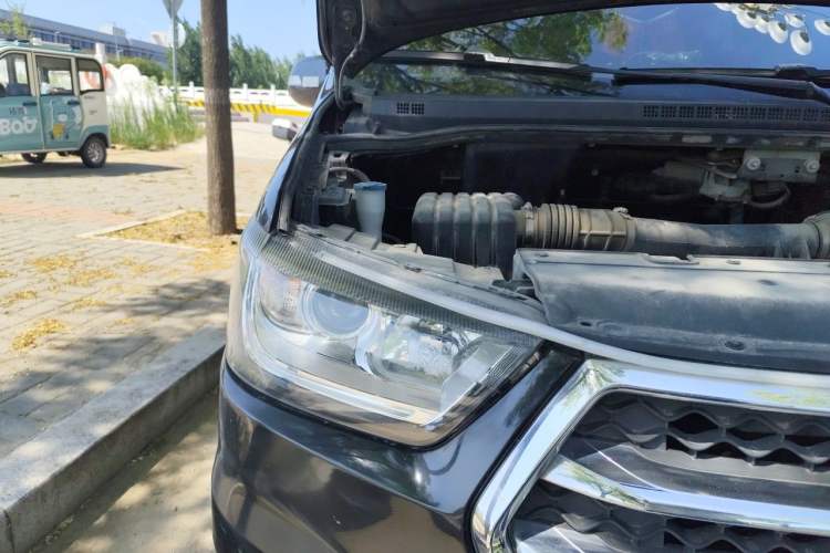 Used JAC Refine M4 2019 Business Series 2.0L Manual - China VI Standard Right Front Headlight