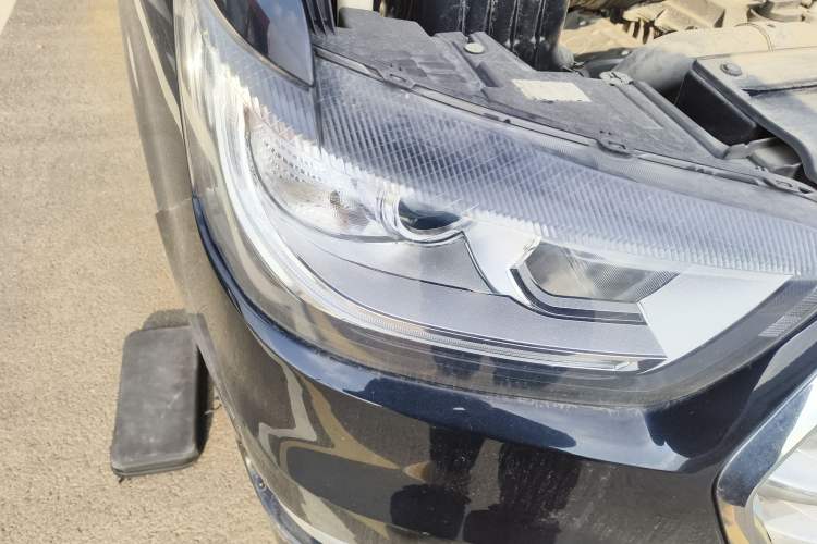 Used JAC Refine M4 2019 Business Series 2.0L Manual - China VI Standard Right Front Headlight