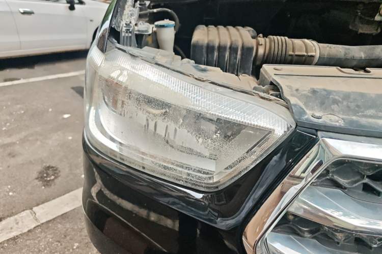 Used JAC Refine M4 2019 Business & Travel Series 2.0L Manual Comfort Model China VI Right Front Headlight