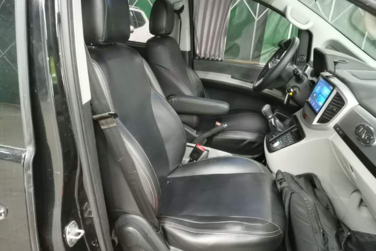 Used JAC Refine M4 2019 Business & Travel Series 2.0L Manual Comfort Model China V Standard Right Front Seat