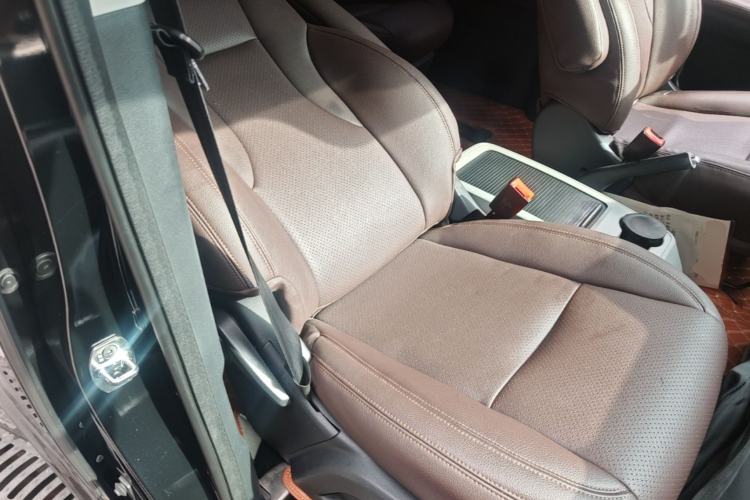 Used JAC Refine M4 2019 Business Series 2.0L Manual - China VI Standard Right Front Seat