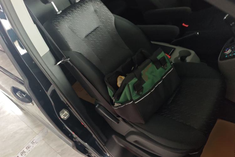 Used JAC Refine M4 2019 Business Series 2.0L Manual - China VI Standard Right Front Seat